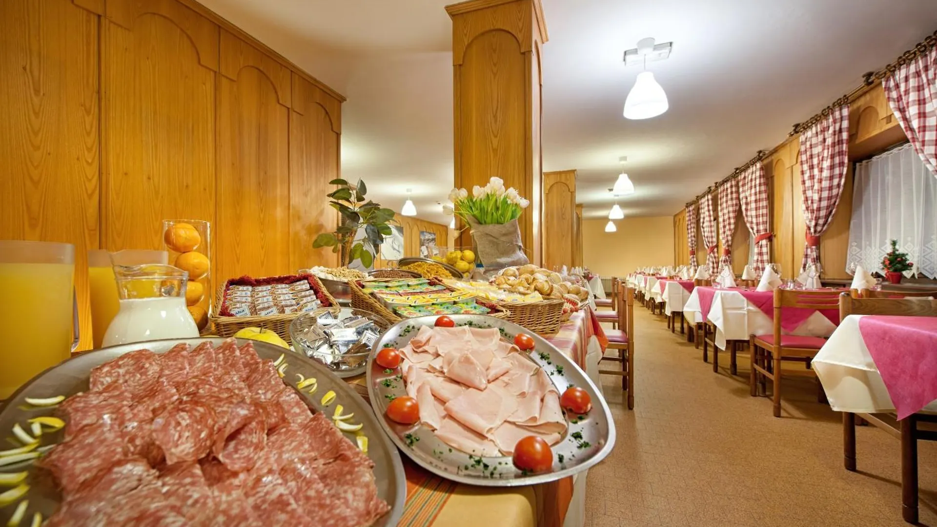 Hotel Teola Livigno 2*,