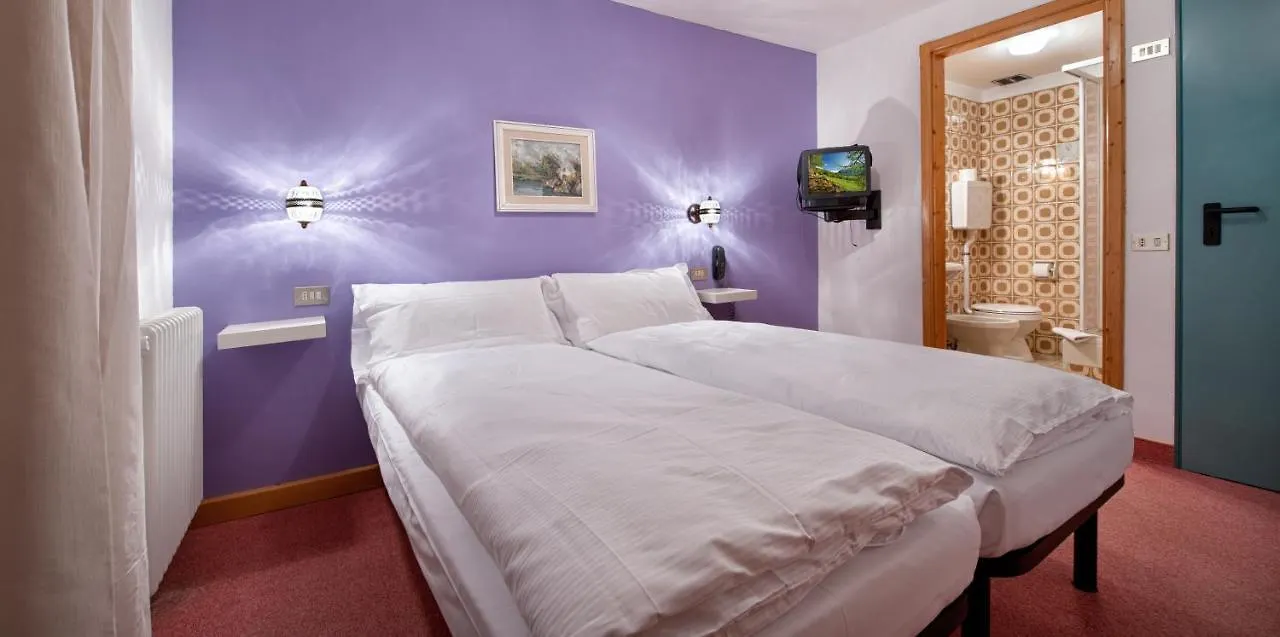 Hotel Teola Livigno 2*,